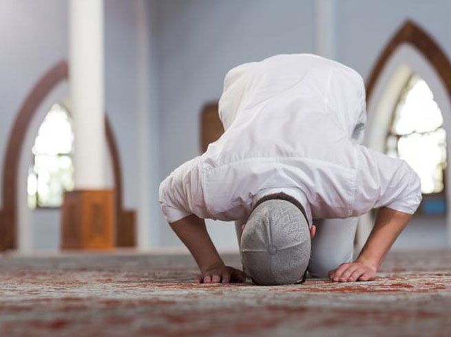 فواید نماز خواندن برای جسم و سلامتی + فواید نماز برای خوشبختی