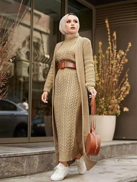 مدل لباس با حجاب زمستانی ۲۰۲۲ بهترین مدل های جذاب ۱۴۰۰