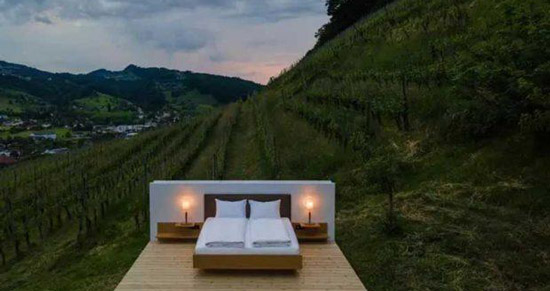 با عجیب ترین هتل جهان در سوئیس آشنا شوید